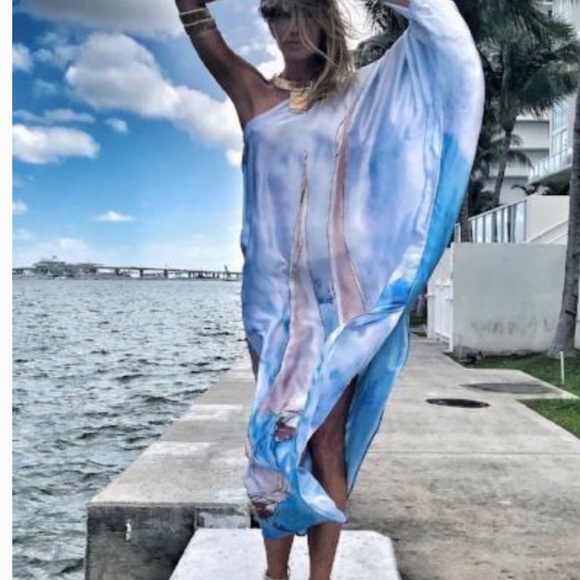 Aqua Luxury Yacht Life, Asymmetrical Kimono Dress, One Arm Cover Boat Neck Midi. - Picture 4 of 7